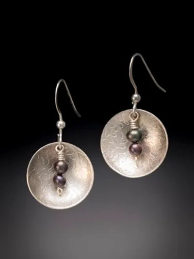 Domed disc earring with small black pearls